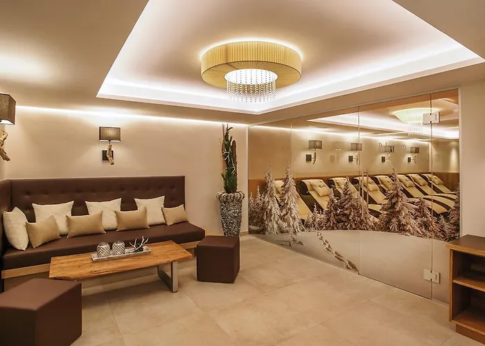 Garni Chasa Sulai Hotel 4*