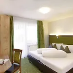 Garni Chasa Sulai Ισγκλ