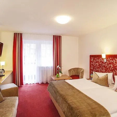 Отель Garni Chasa Sulai 4*