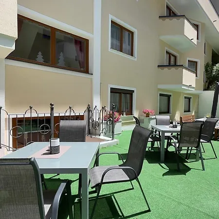 Hotel Garni Chasa Sulai Ischgl