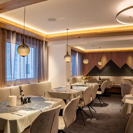 Hotel Garni Chasa Sulai Ischgl